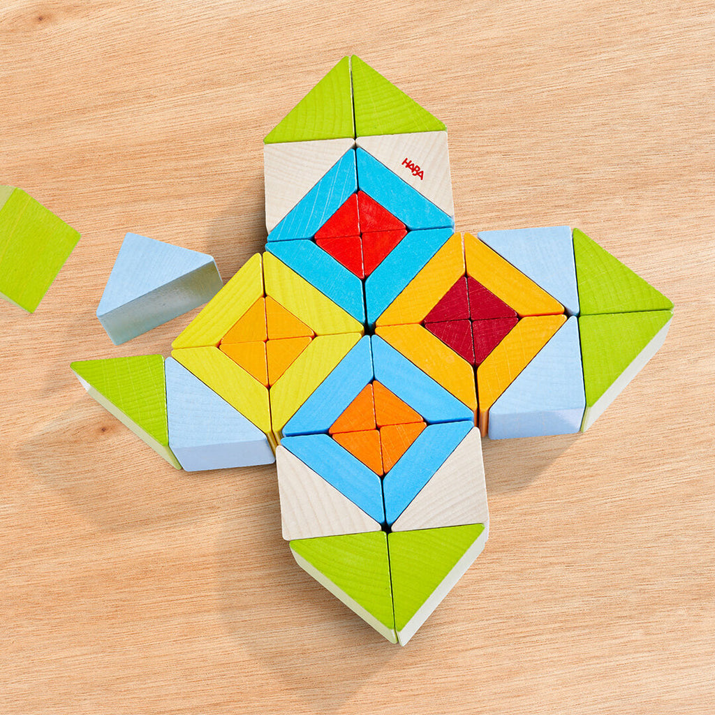 3D Wooden Mosaic Arranging Game