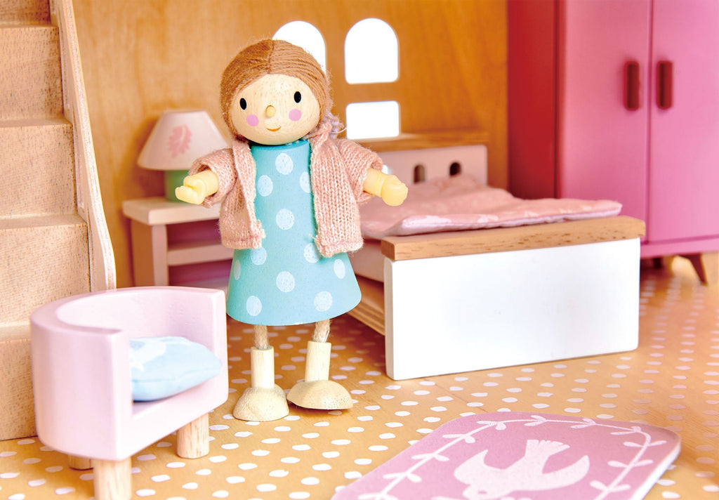 Fantail Hall Wooden Dollhouse