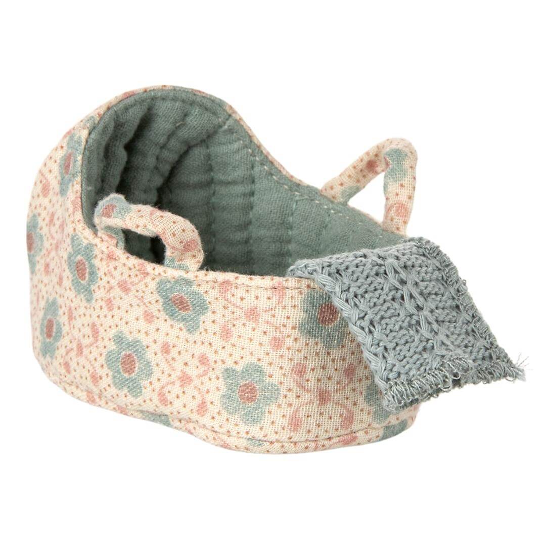 Carry Cot for Baby Mouse